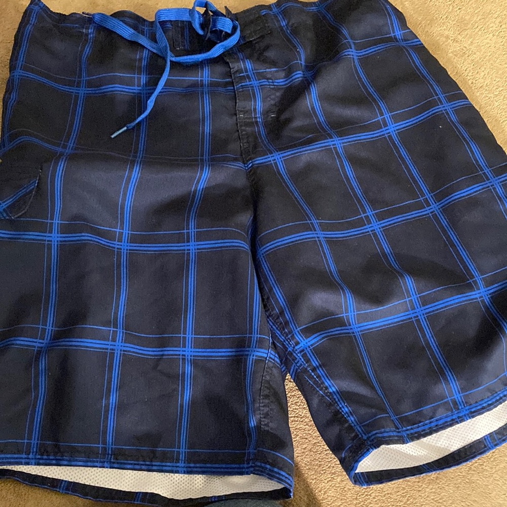 Men’s swim trunks